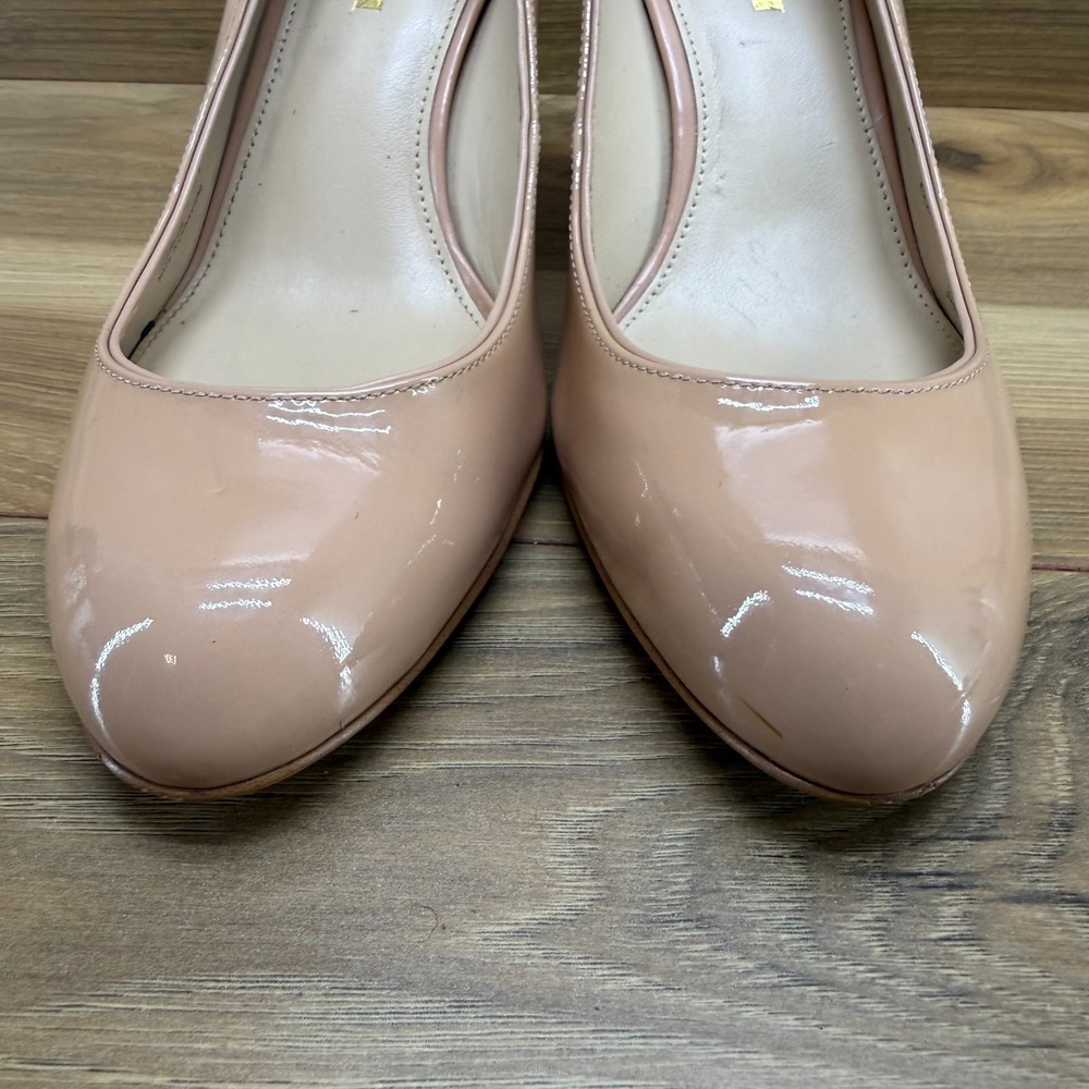 Coach Devon Pumps Womens 7.5 Nude Camel Patent Leather Mid Heel - Picture 3 of 11